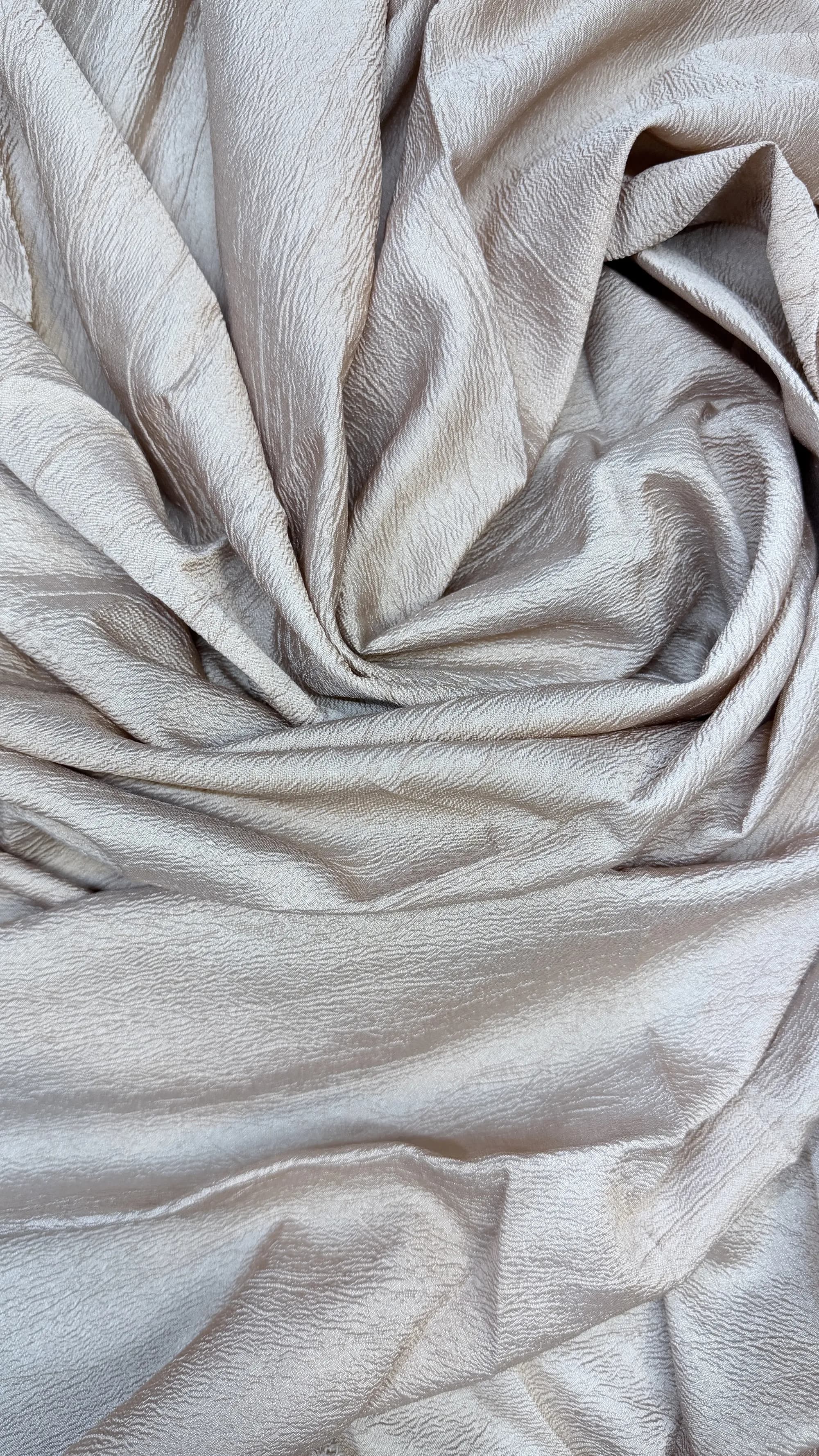 Opera premium fabric by Raisha